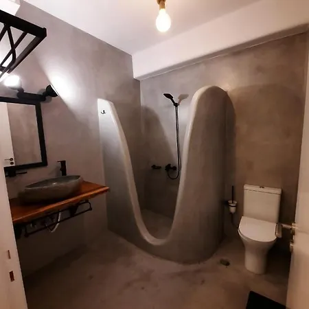 Terra White Seaview Pool & Apartment Mykonos Town