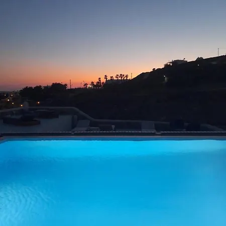 Terra White Seaview Pool &