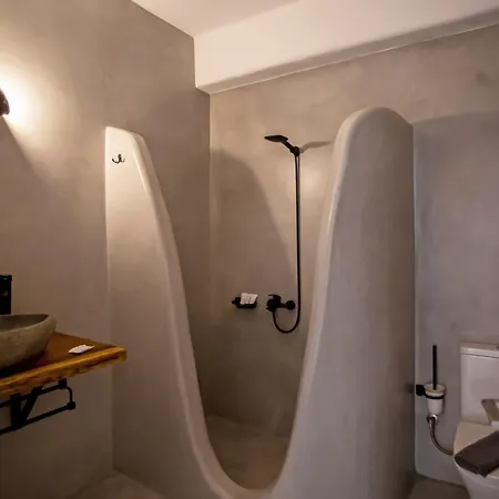 Terra White Seaview Pool & Apartment Mykonos Town