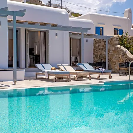 Terra White Seaview Pool & Apartment
