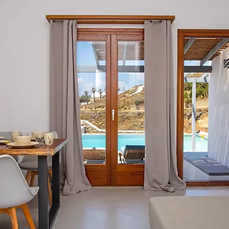 Terra White Seaview Pool & Mykonos Town